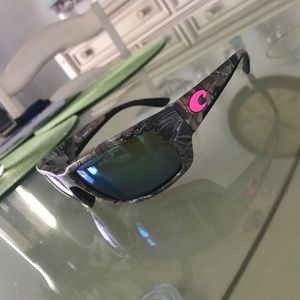 Limited Edition Costa Del Mar Fantail Sunglasses